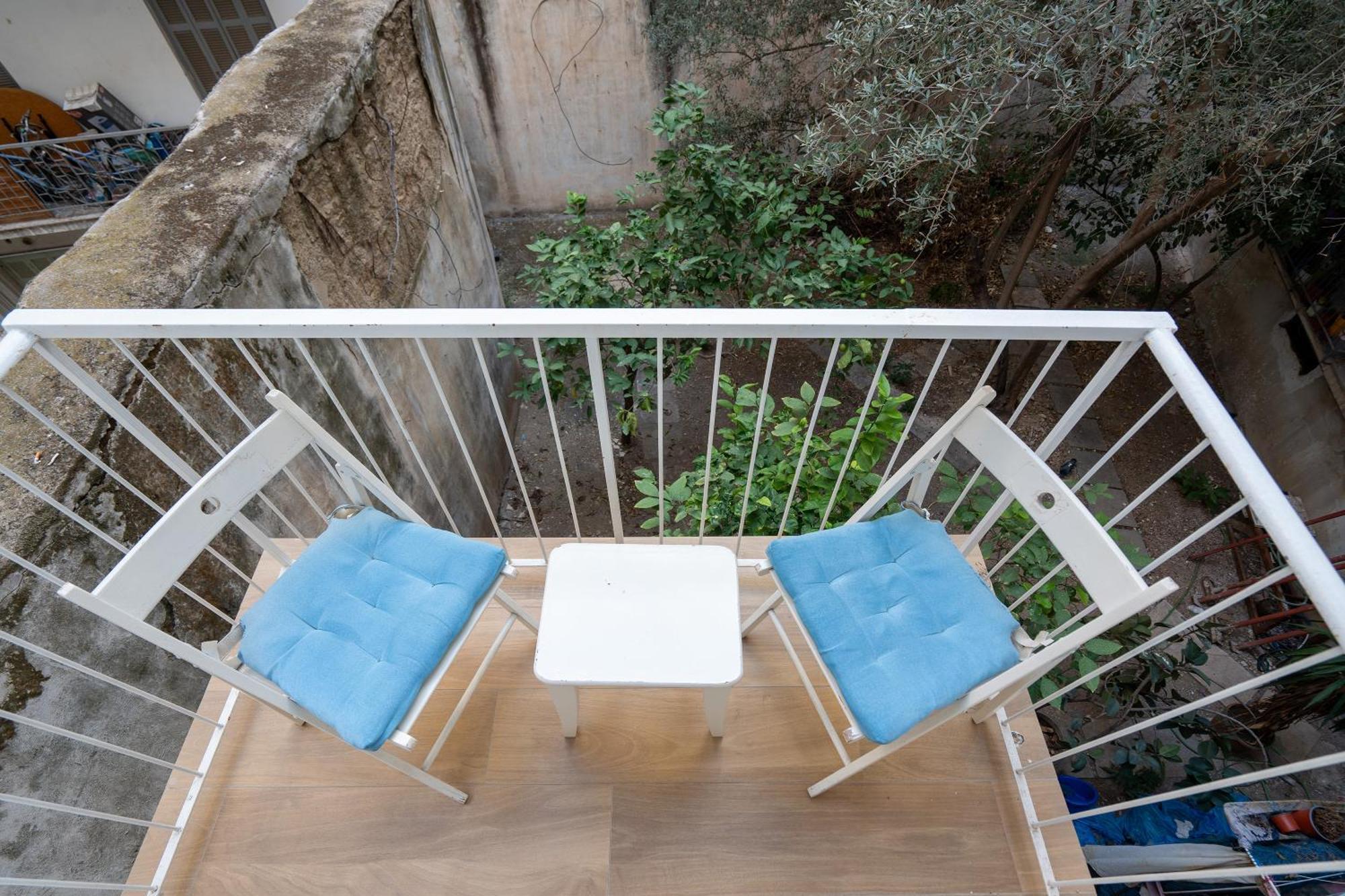 Vibrant & Cozy Apt In أثينا المظهر الخارجي الصورة